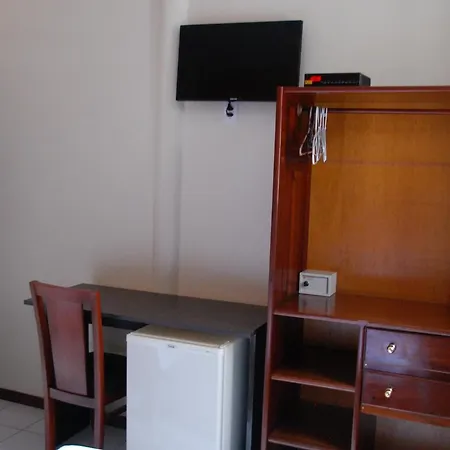 Hotel Netuno Beach Suites-3